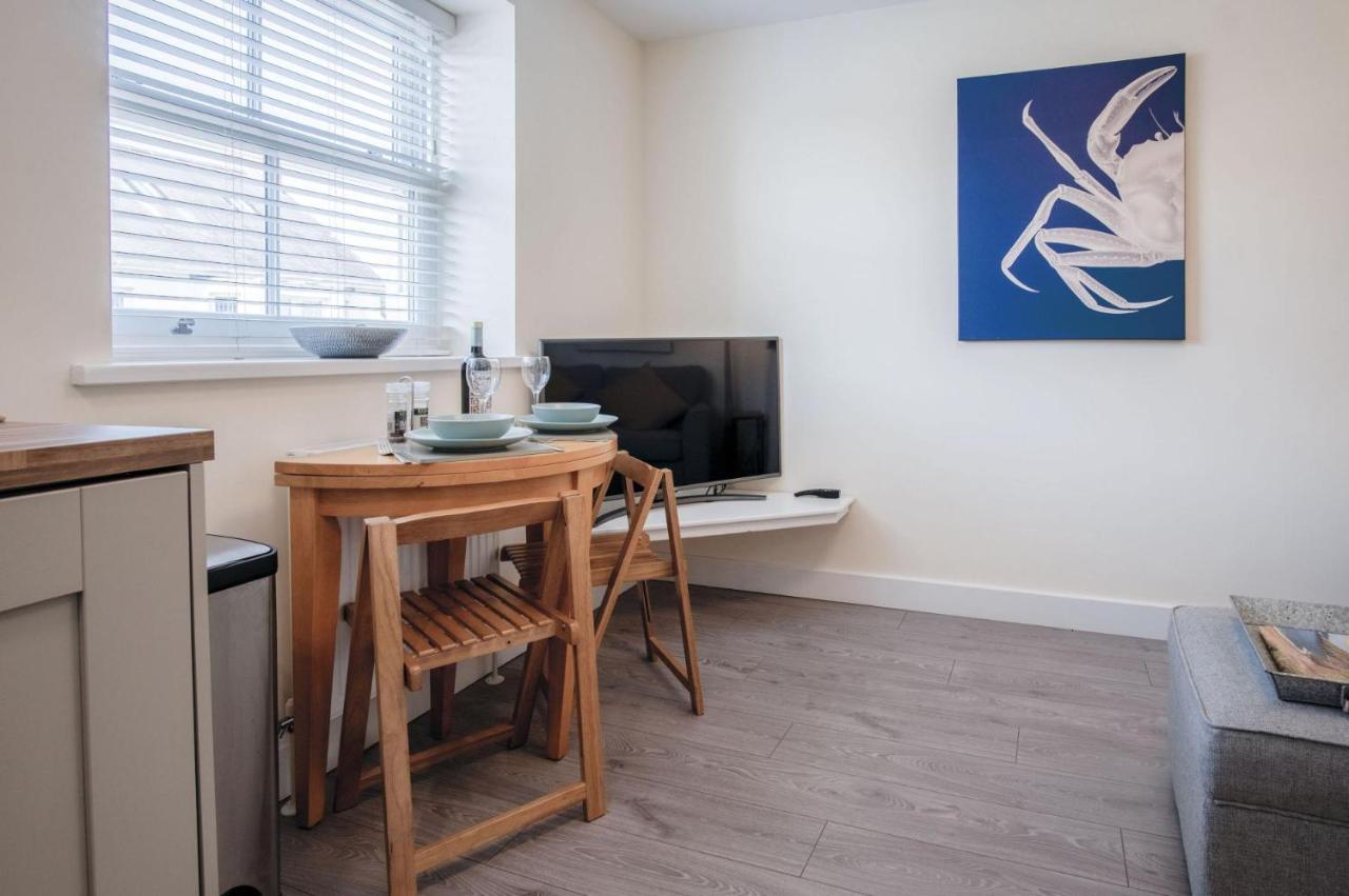 Myrtle - 1 Bedroom Apartment - Saundersfoot Exteriör bild