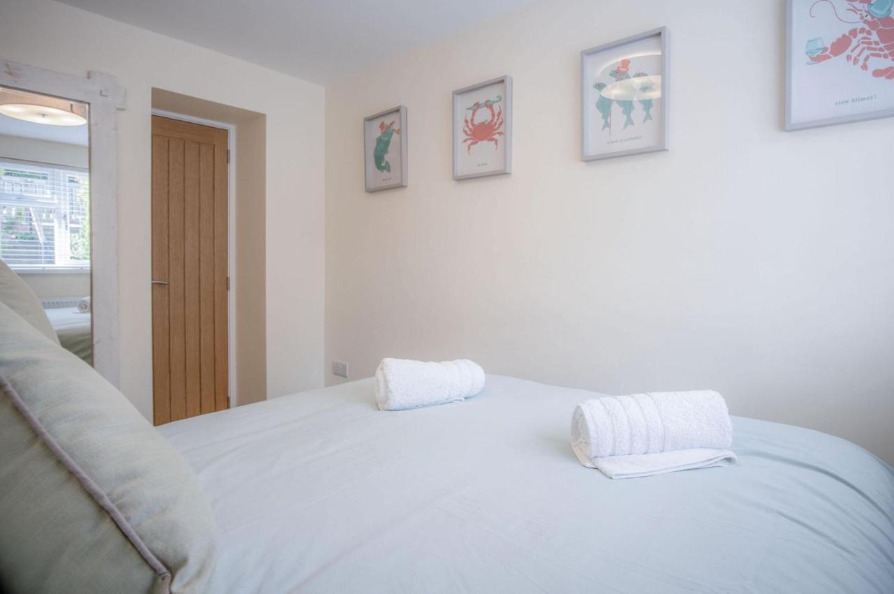 Myrtle - 1 Bedroom Apartment - Saundersfoot Exteriör bild